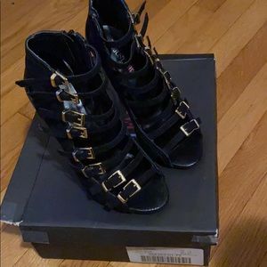 JusFab button up heeled bootie